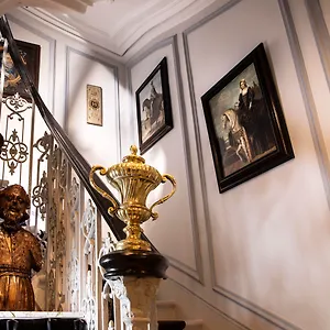 4* Hotel Henri Iv
