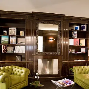 4* Hotel Ares Eiffel