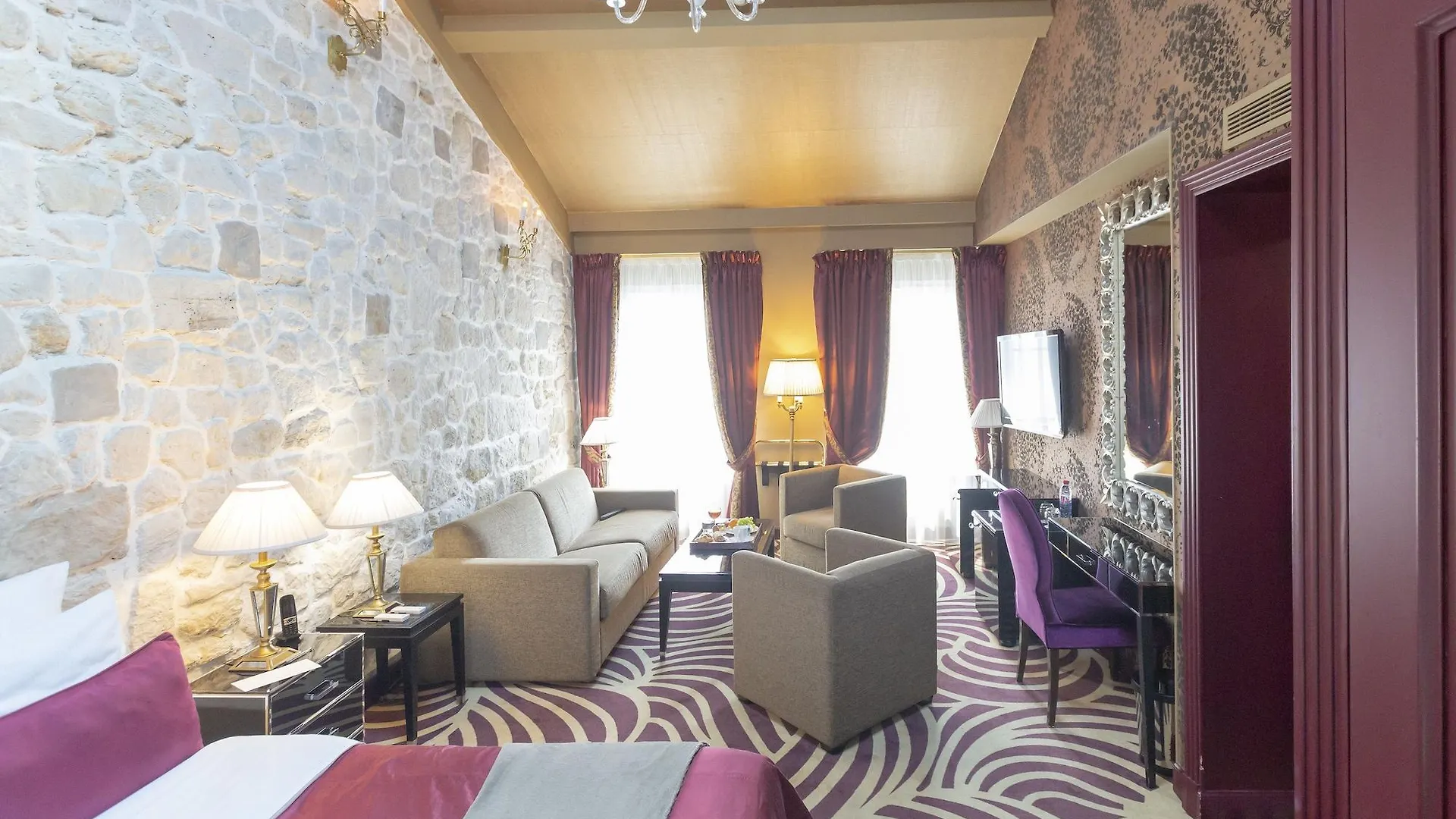 Hotel Du Beaumont Paris