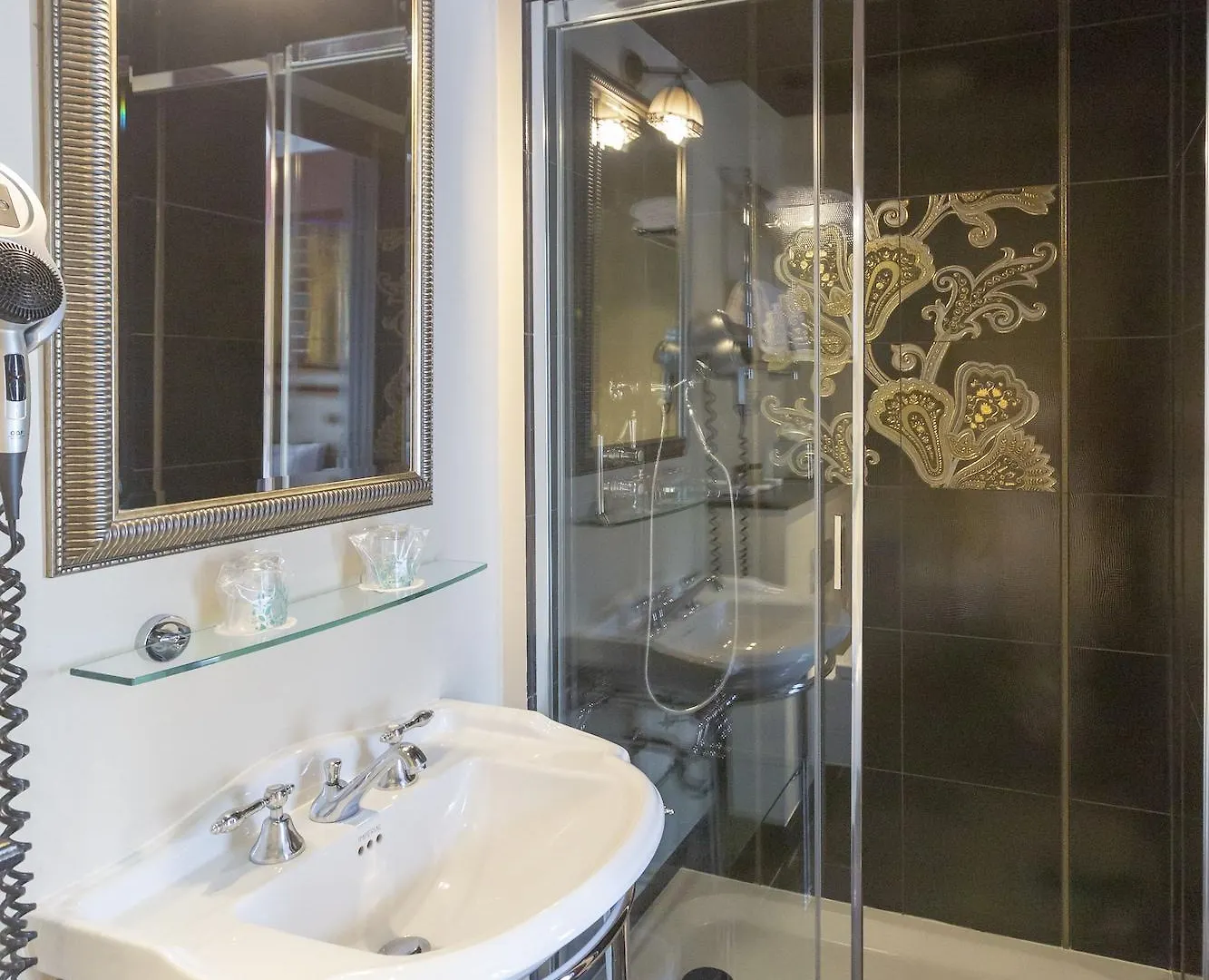 Hotel Du Beaumont Paris 4*,